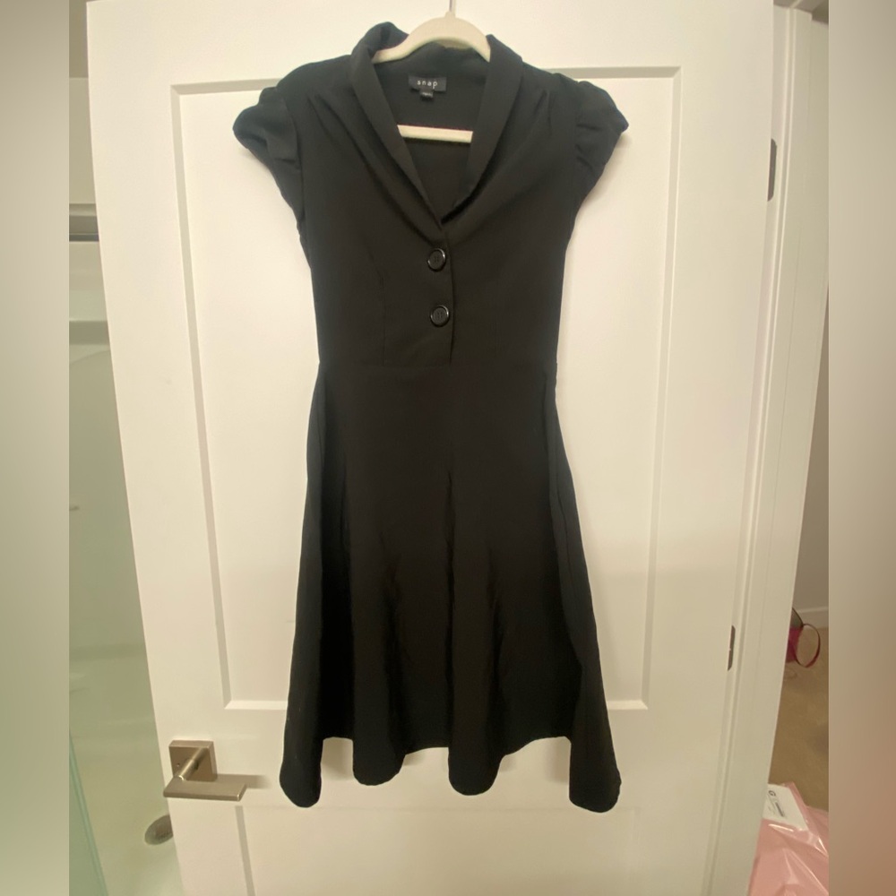Snap Black Midi Dress